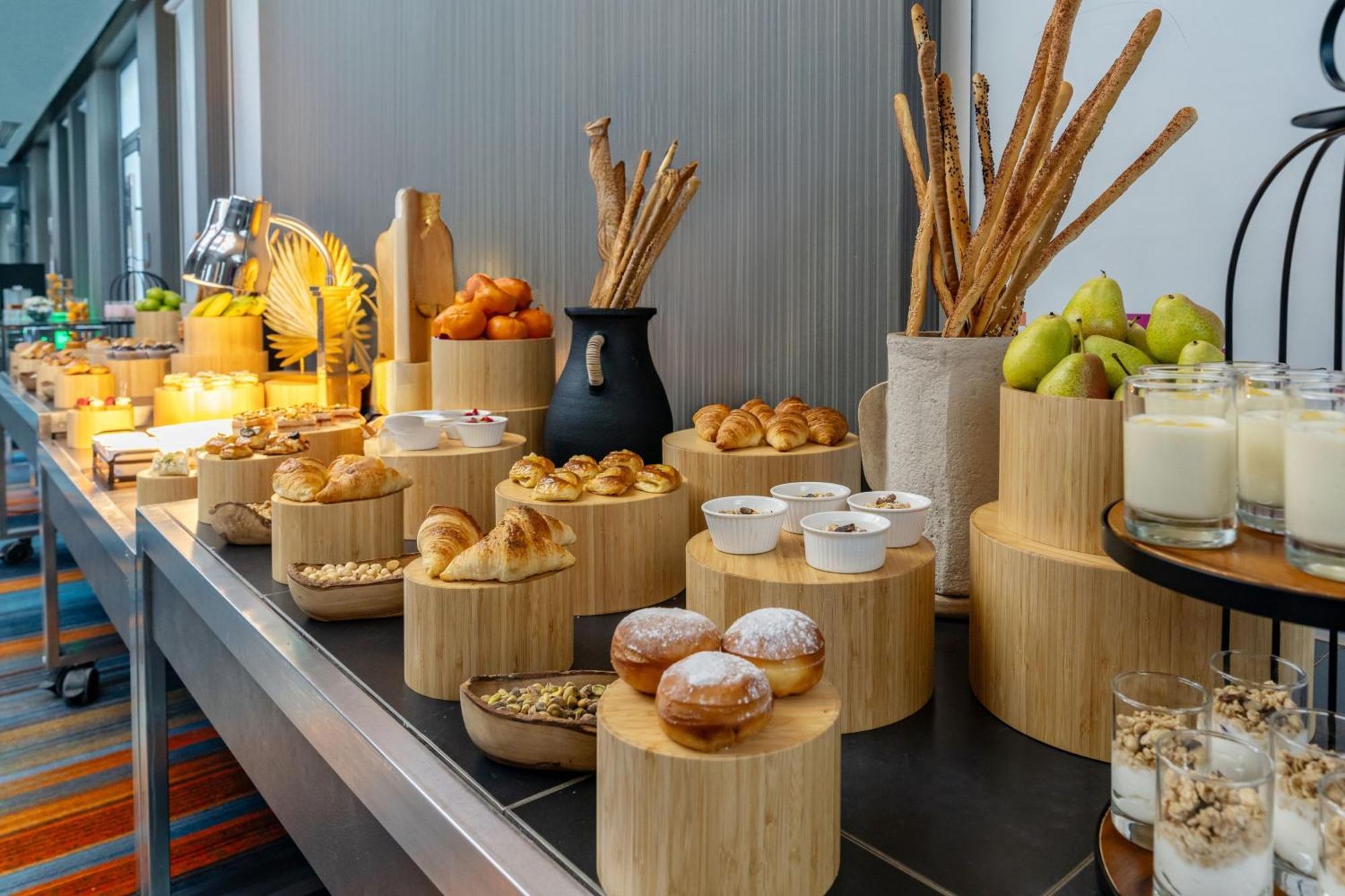 Aloft Riyadh Hotel Eksteriør bilde